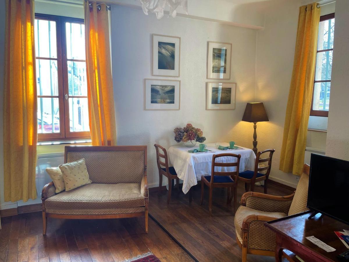 Tres Bel Appartement Dijonnais Place Wilson Gutembert Exterior photo